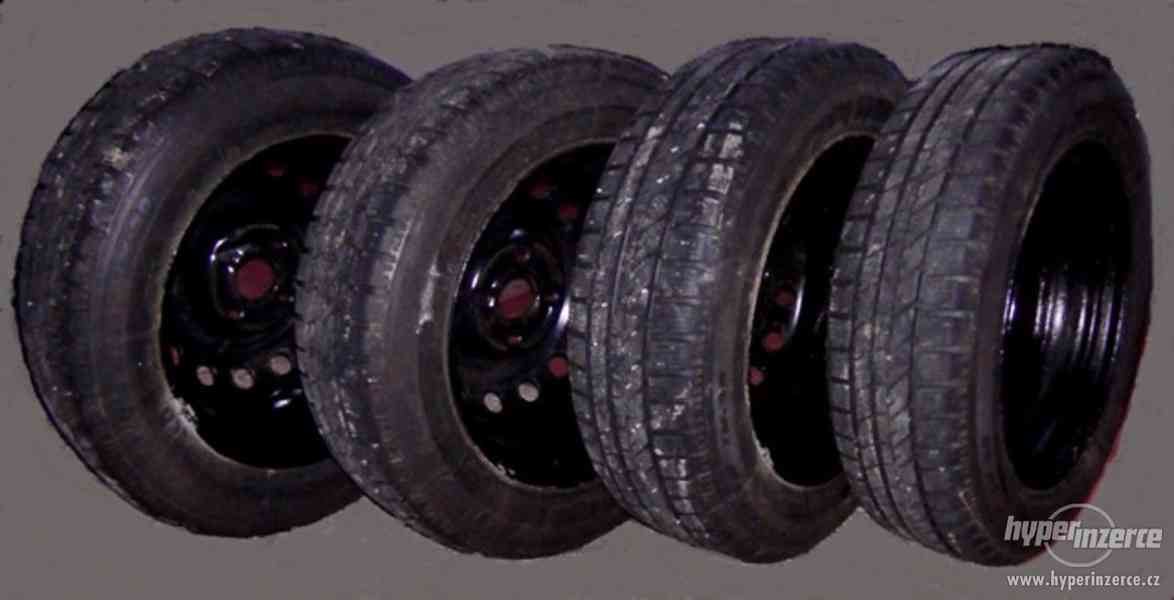 Zimní pneu Opel s disky zánovní 175/65 R14 - foto 2