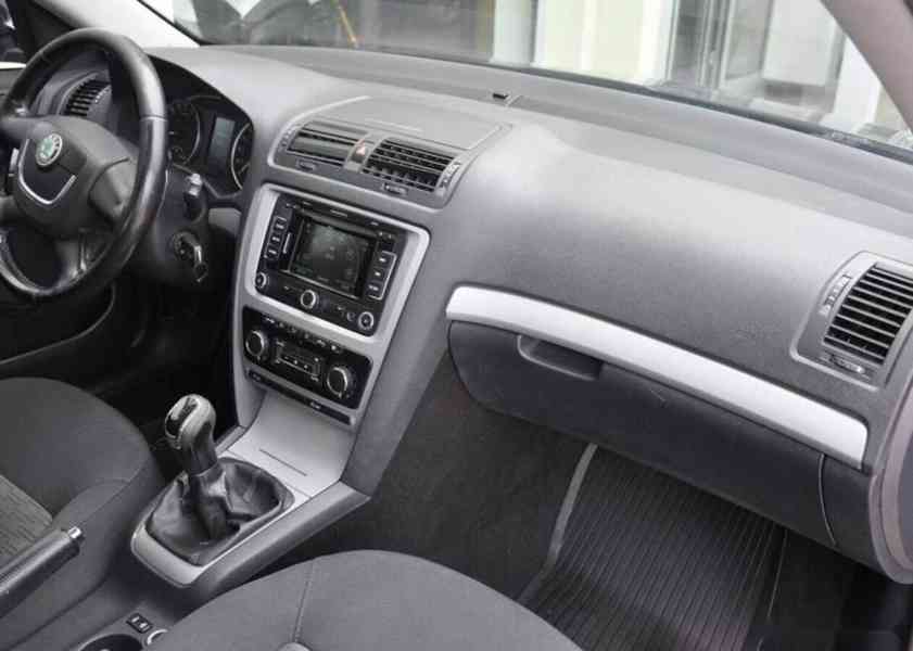 Škoda Octavia 1.6TDi NAVIGACE - foto 17