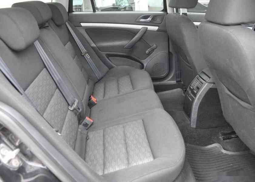 Škoda Octavia 1.6TDi NAVIGACE - foto 19