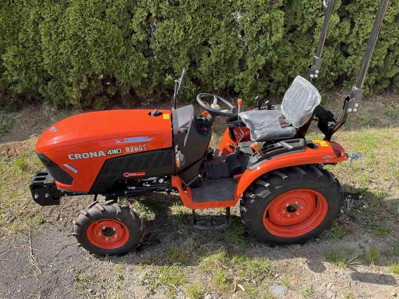 Traktor CRONA CR2601X, 26 HP, EURO 5 na SPZ, nově - foto 10