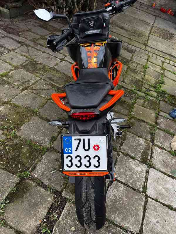 Motocykl KTM Duke 390 - foto 4