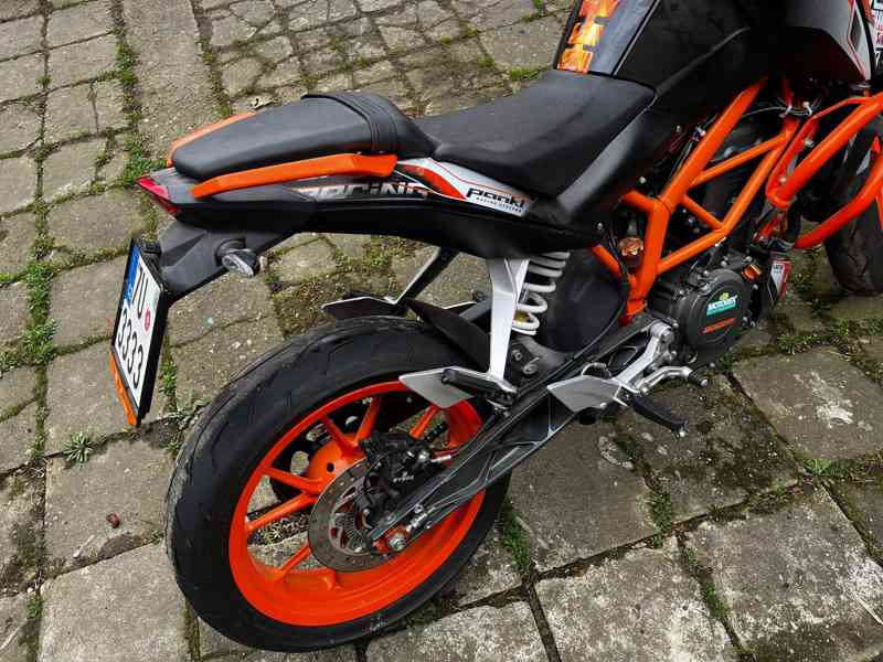 Motocykl KTM Duke 390 - foto 3