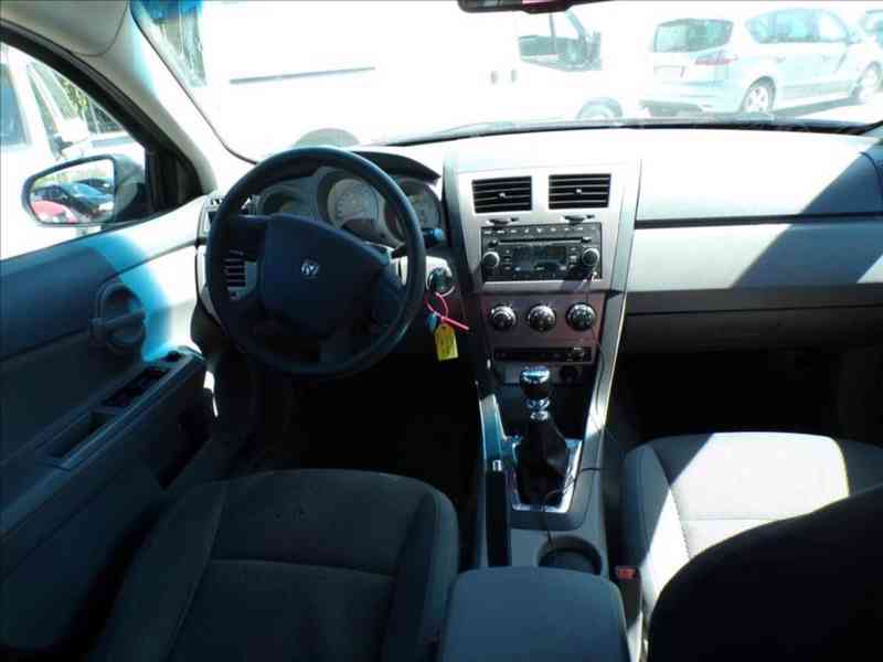 Dodge Avenger 2,0 CRD KLIMA - foto 5