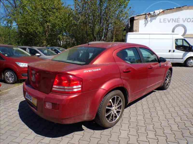 Dodge Avenger 2,0 CRD KLIMA - foto 4
