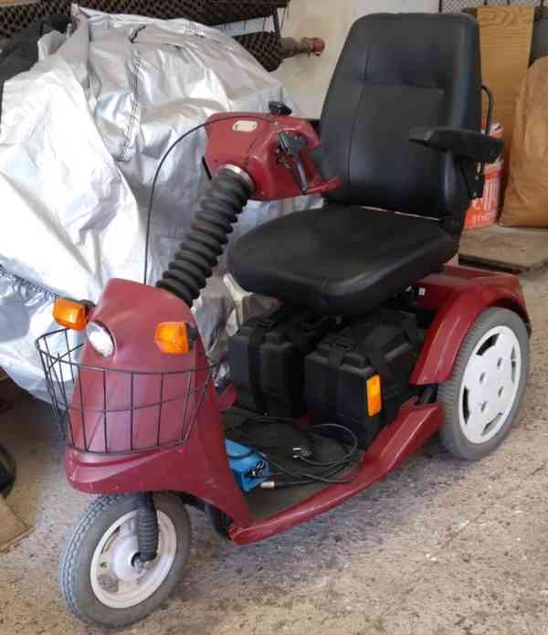 Elektrický invalidní vozík - foto 2