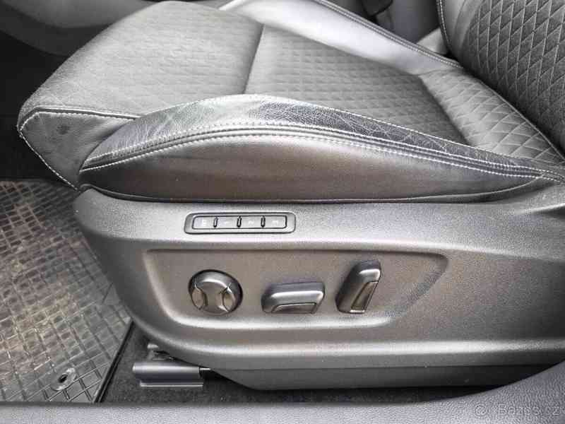 Škoda Karoq 2,0   Style Exclusive, 4x4, automat - foto 12