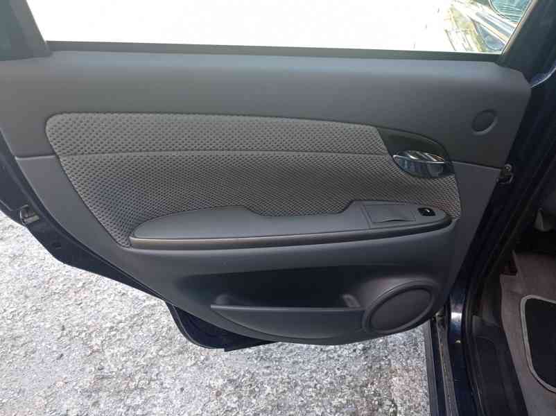 Fiat Croma 1.9JTD DIG.KLIMA - foto 12