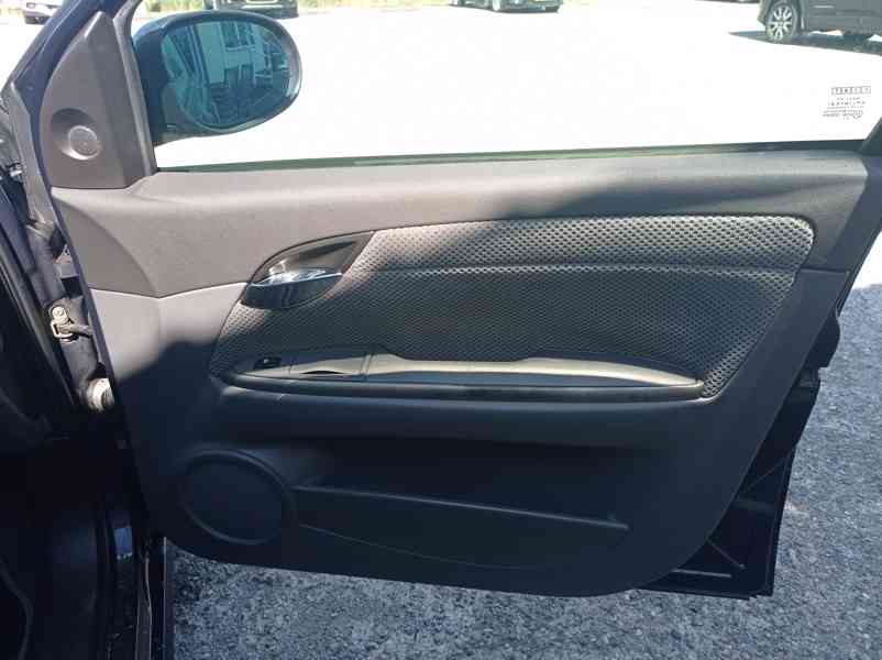 Fiat Croma 1.9JTD DIG.KLIMA - foto 20