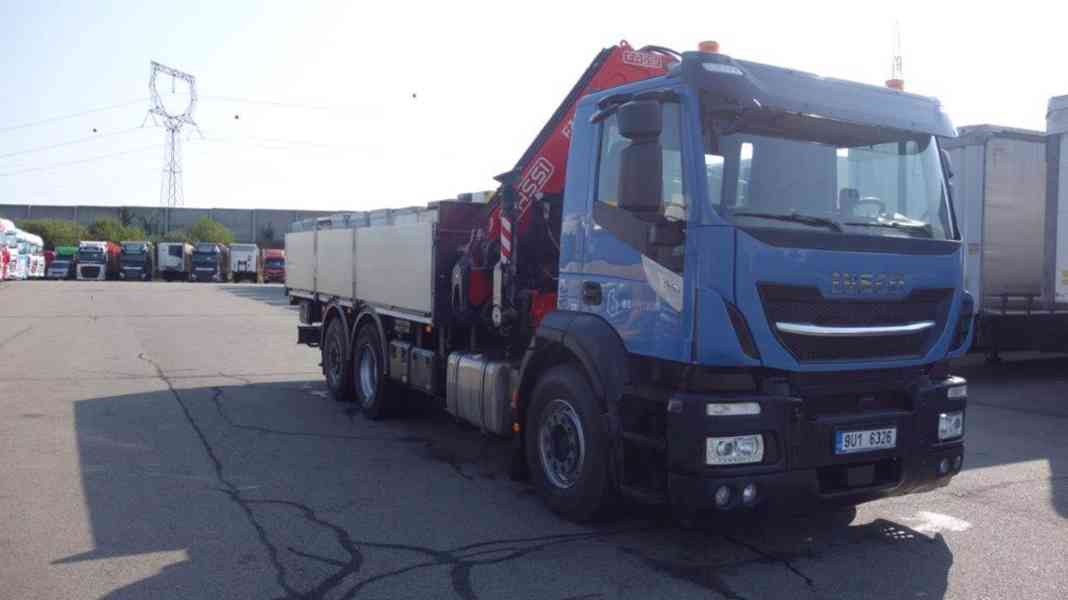 IVECO Stralis 460 AD260S/P s hydraulickým nakládacím jeřábem - foto 2