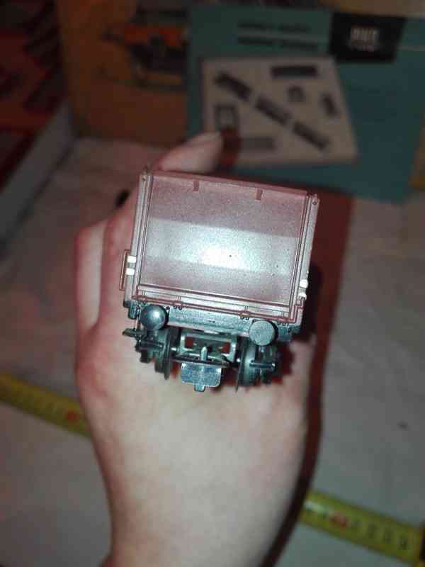 Parní lokomotiva s vláčky zn. PIKO krabicí + návod - foto 26