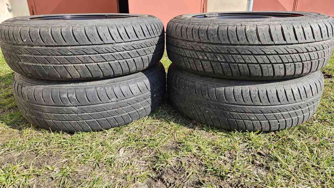 Fiat Punto letní kola pneumatiky Barum 165/70 R14 disky 14" - foto 2