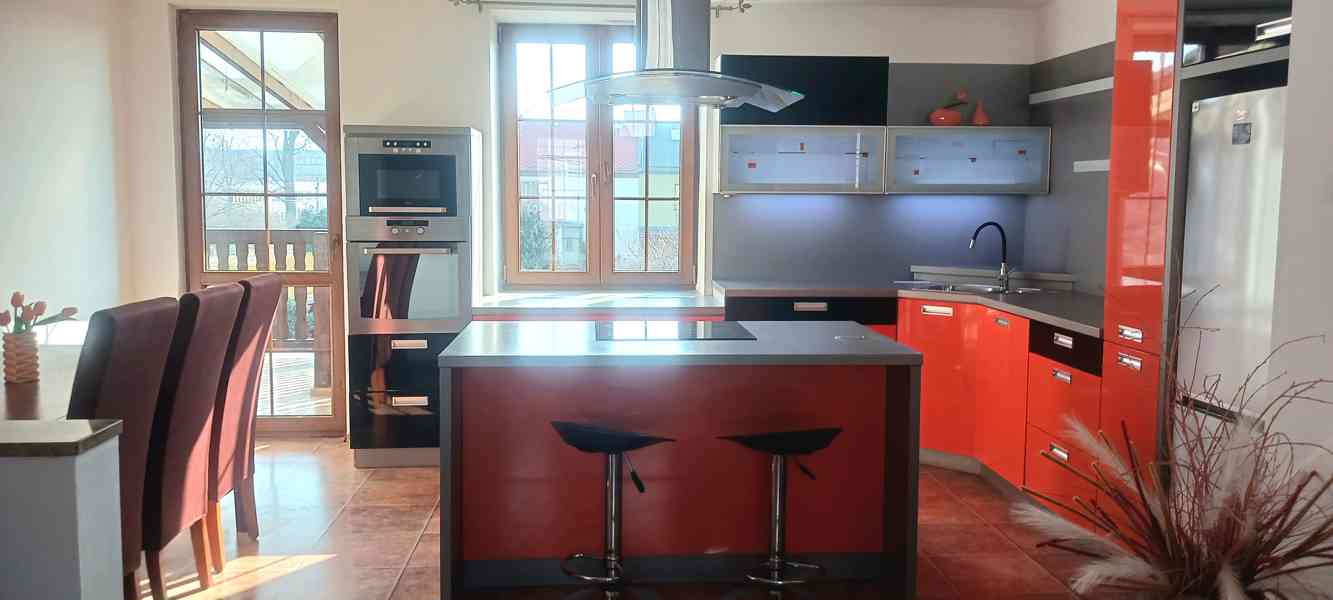 Prodej mezonetového bytu 120m2 s krytou terasou (bez RK) - foto 5