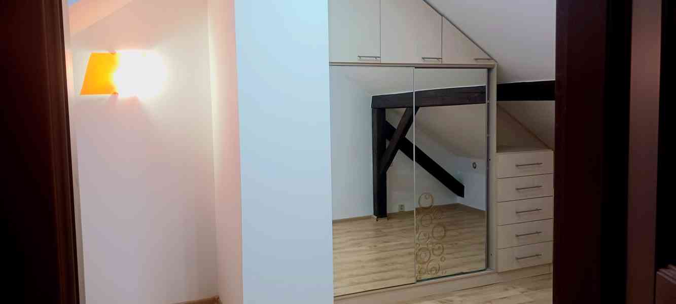 Prodej mezonetového bytu 120m2 s krytou terasou (bez RK) - foto 20