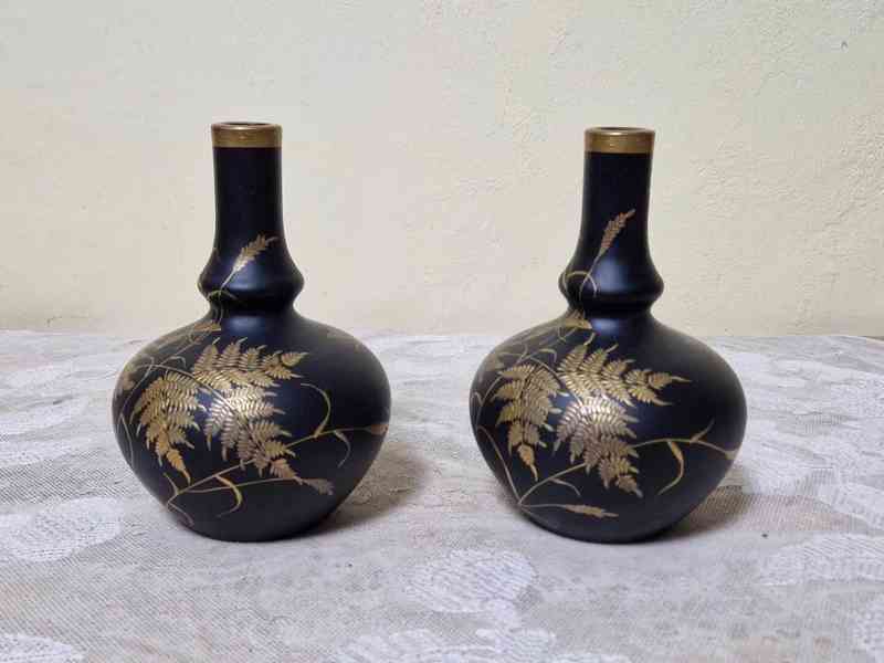 Krásné černé párové Vázy malované zlatem Vážky - foto 2