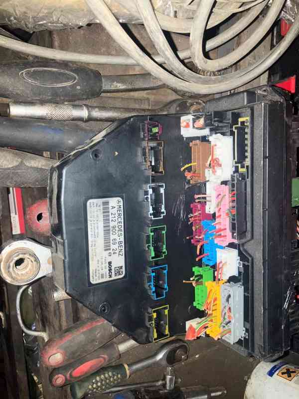 MERCEDES W212/CLS 218 MODULY SAM - foto 3
