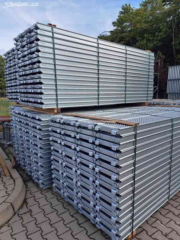 Leseni Bauman 1000 m2 - foto 6