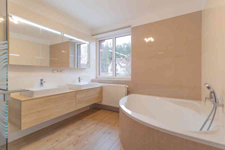 Prodej rodinného domu v zahradě pod lesem, Sušice - foto 17