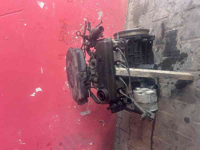 Motor 1,3 Škoda Felicia 781.136B kompletní motor - foto 1