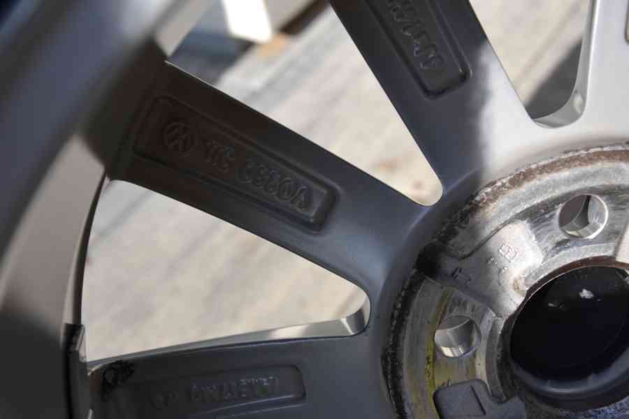 NOVÁ zimní ALU sada Š.Kamiq/Scala+195/60R16 Bridgestone - foto 10