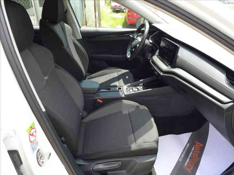 Škoda Octavia 2,0 TDI FULL LED NAVI APP DPH - foto 10