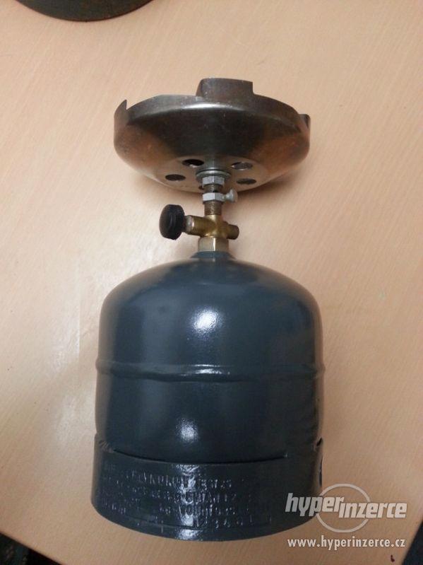 Vařič Meva s 2 kg propan-butan lahví - foto 1