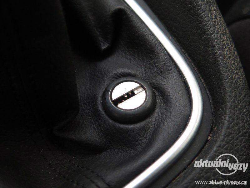 Volkswagen Golf 1.6, benzín, RV 2010 - foto 17