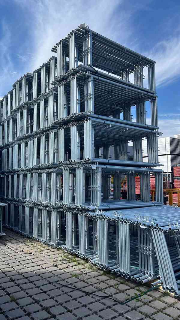 TELKA 100 m² PIN 74 – Fasádní rámové lešení Český certifikát - foto 5