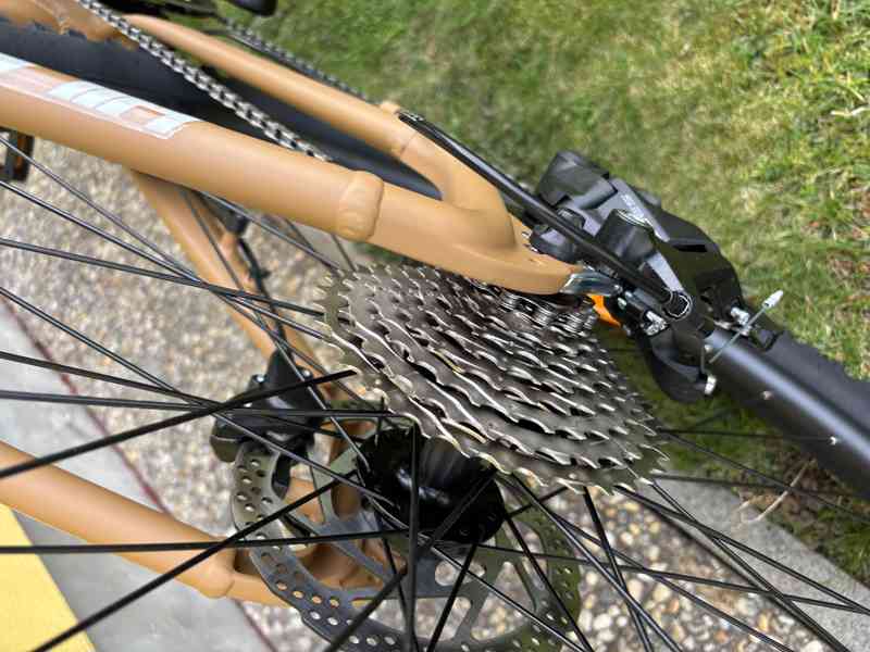 Nové horské elektrokolo – středový pohon, dojezd 120 km. - foto 11