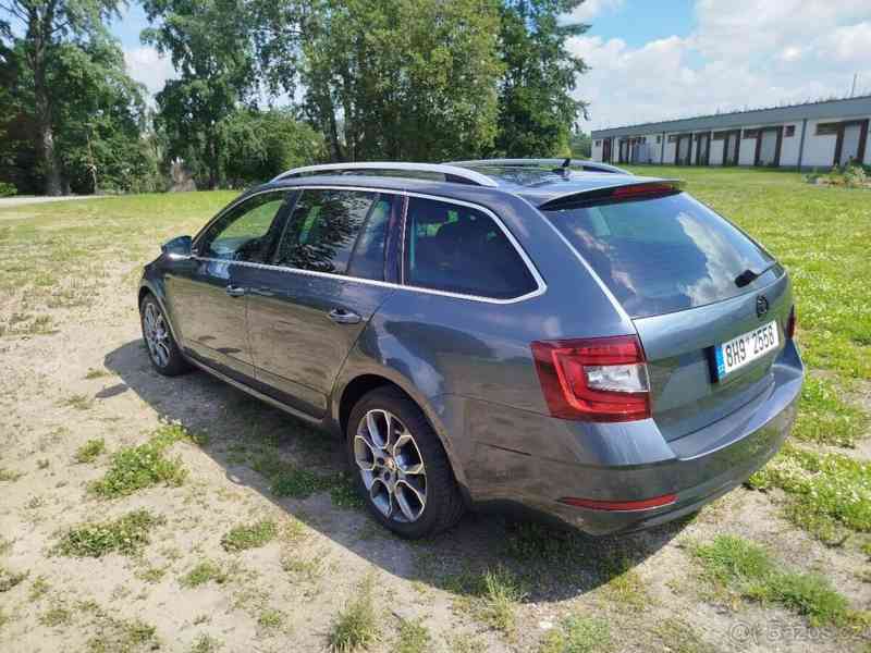 Škoda Octavia 2,0   3 FL L&K 2017 - foto 33