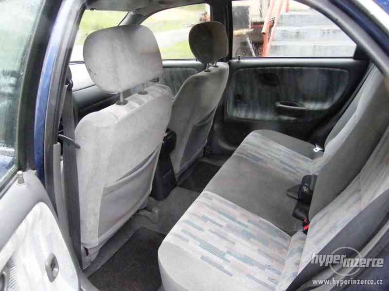 Suzuki Baleno 1,6 GLX kombi - foto 8
