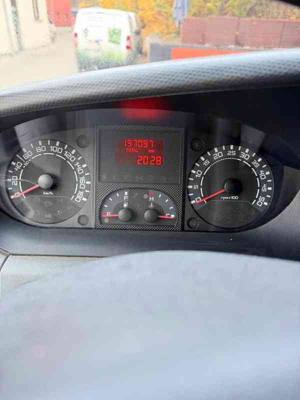 IVECO DAILY 35C12 SKŘÍŇ S HYDRAULICKÝM ČELEM - foto 9