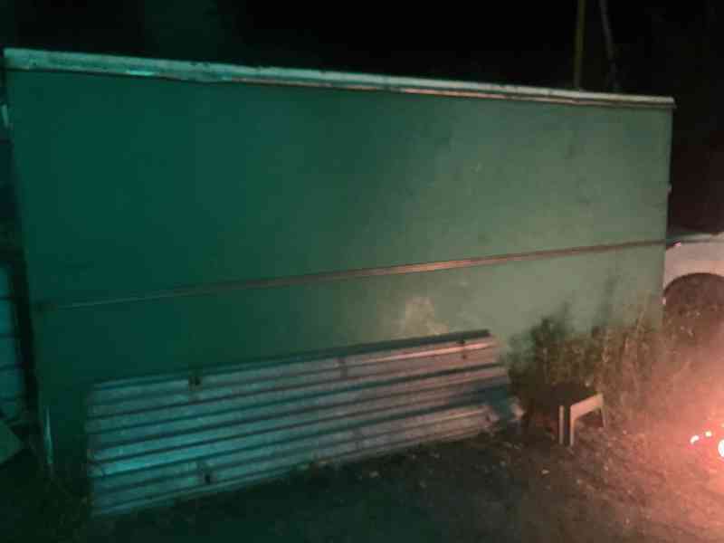 skříňová nástavba z Avie v pěkném stavu. - foto 3