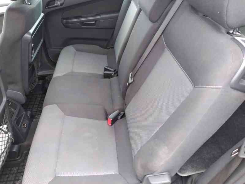 OPEL ZAFIRA 1.7 CDTI 81kW 7 MÍST KLIMA - foto 17