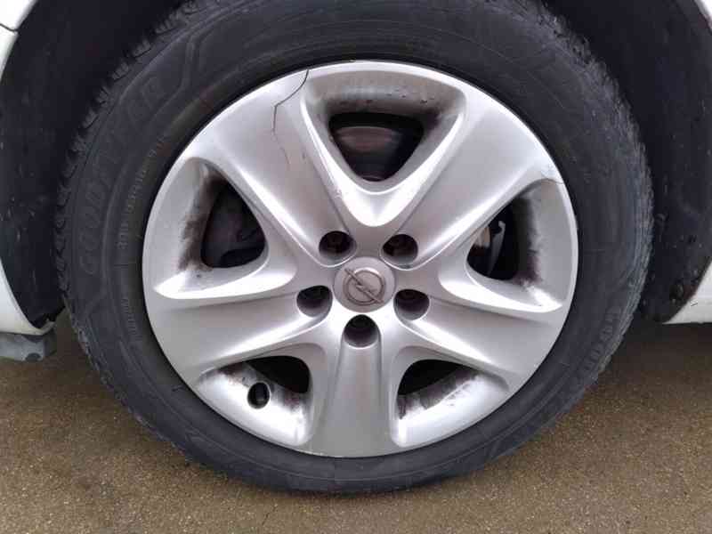 OPEL ZAFIRA 1.7 CDTI 81kW 7 MÍST KLIMA - foto 29