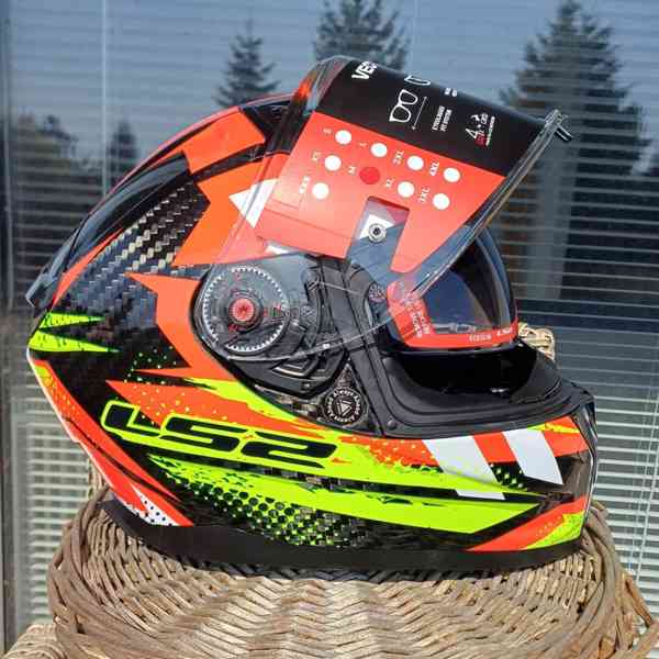 Silniční přilba Ls2 Vector II Carbon - foto 3