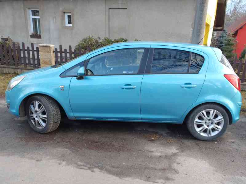 Prodám Opel Corsa - foto 8
