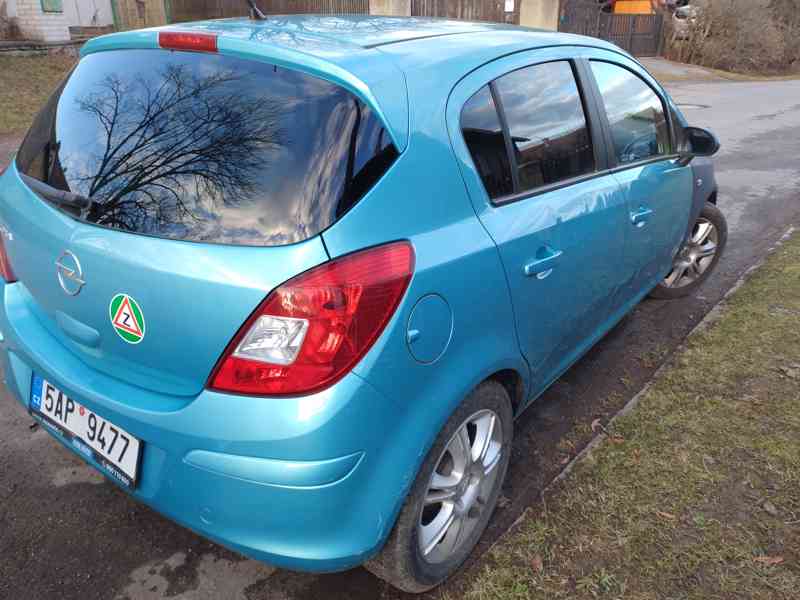 Prodám Opel Corsa - foto 3