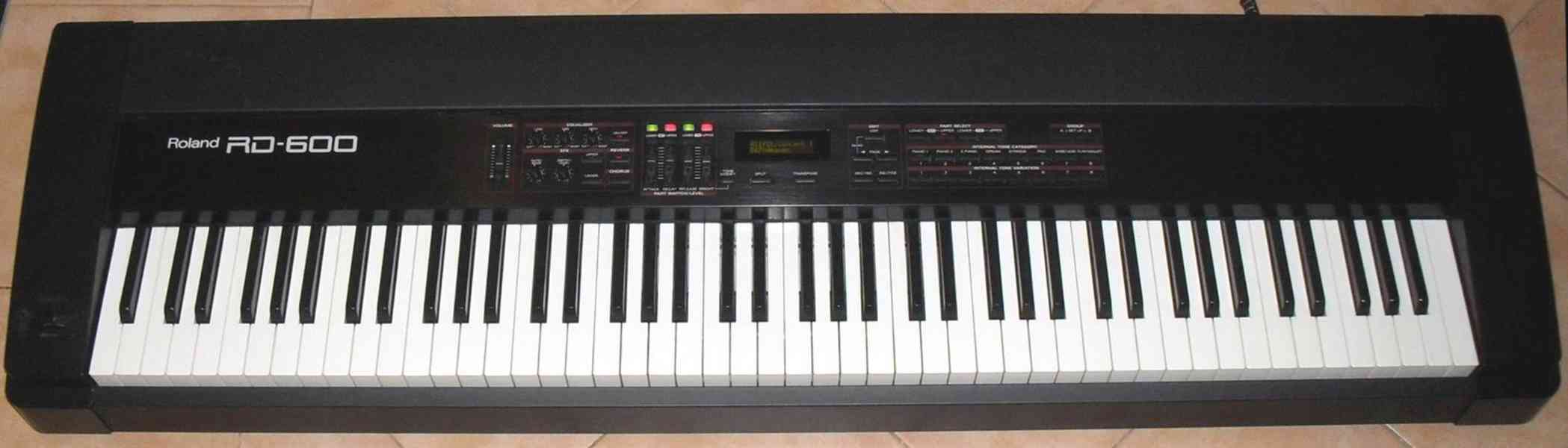 Stage piano Roland RD 600 - foto 1