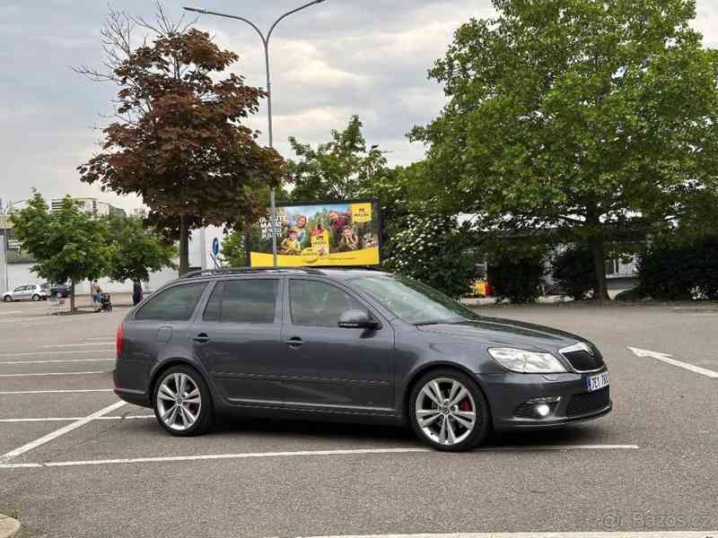 Škoda Octavia 2,0   VRS - foto 6