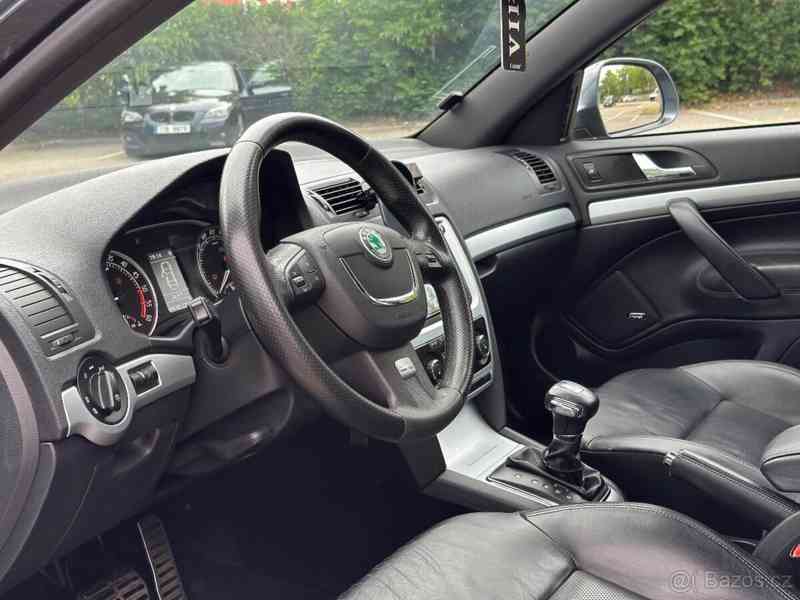Škoda Octavia 2,0   VRS - foto 10