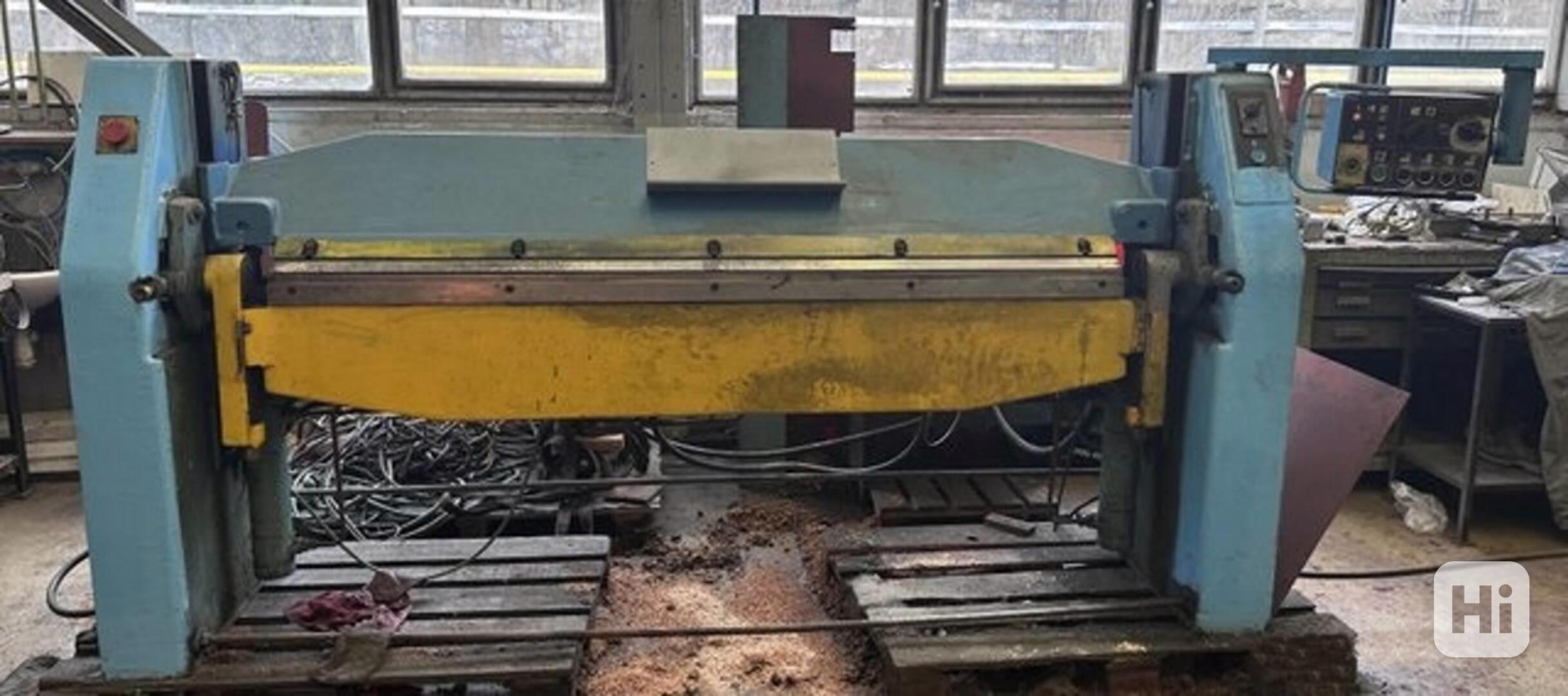 Ohýbačka plechů hydraulická XONM 2000/2 B - foto 1