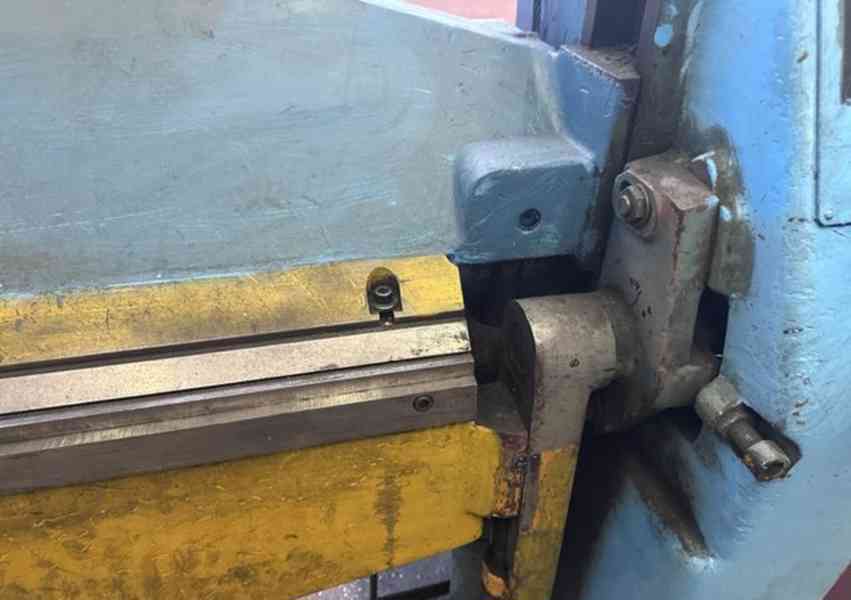 Ohýbačka plechů hydraulická XONM 2000/2 B - foto 2