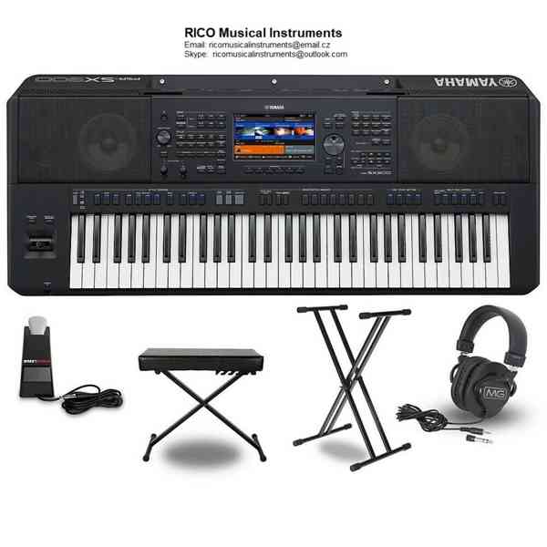 Yamaha PSR-SX900 Keyboard Package Essentials Package