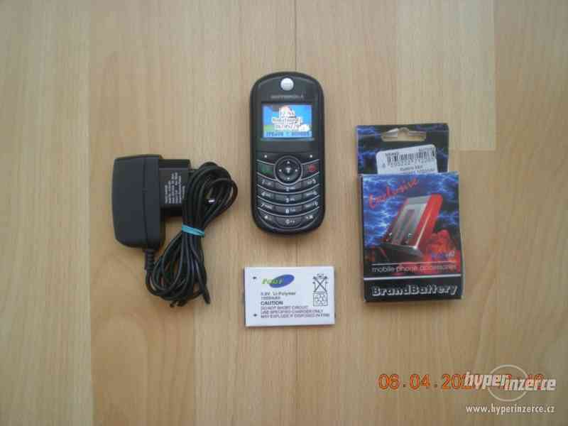 Motorola C139 - plně funkční mobilní telefon - foto 1