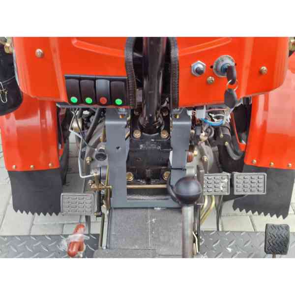 Traktor 25 cp 4×4 Konig 244 - foto 7