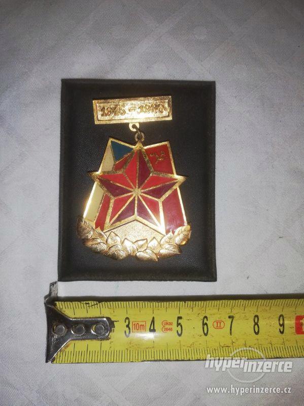 Medaile - 1945 - 1980 - foto 1