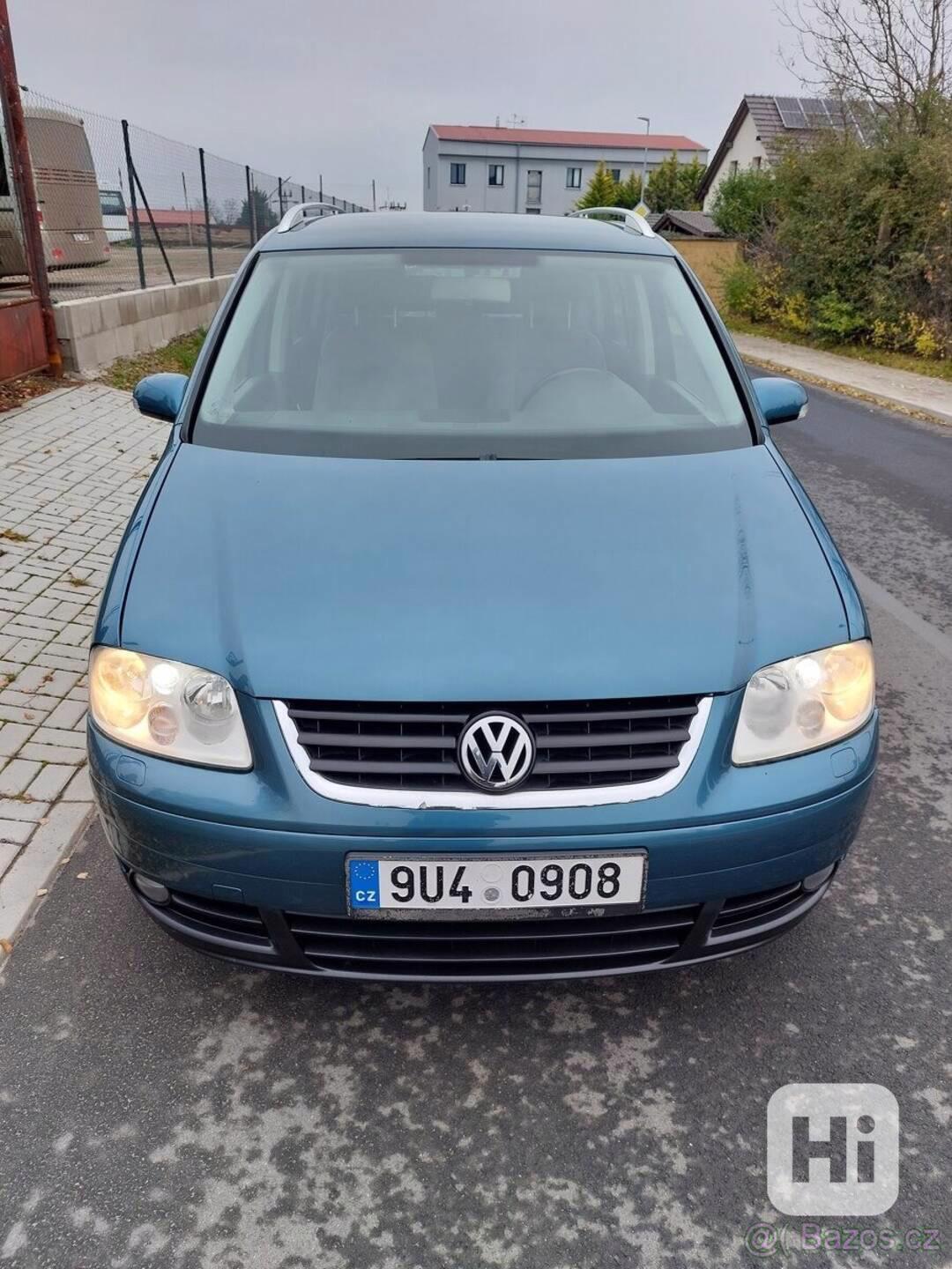 Volkswagen Tiguan 2,0   Sedmimístný +Tažné zařízení - foto 1