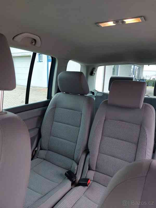 Volkswagen Tiguan 2,0   Sedmimístný +Tažné zařízení - foto 14