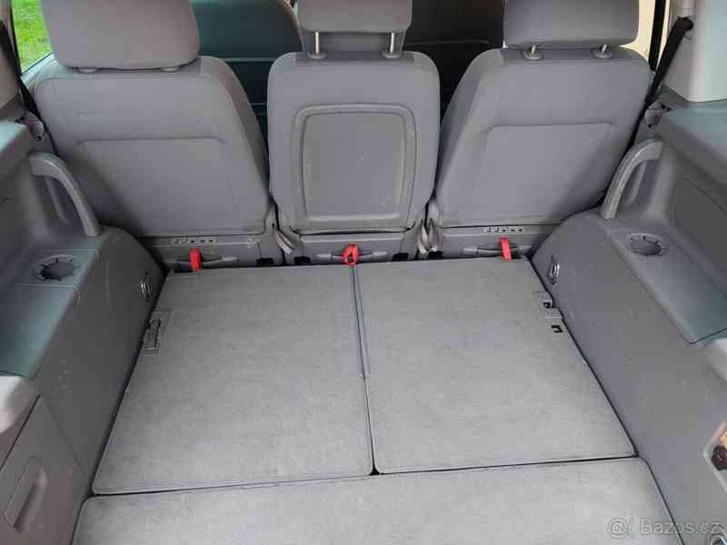 Volkswagen Tiguan 2,0   Sedmimístný +Tažné zařízení - foto 17