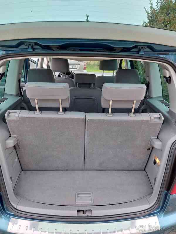 Volkswagen Tiguan 2,0   Sedmimístný +Tažné zařízení - foto 15